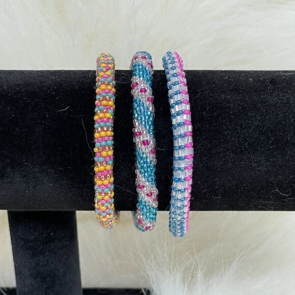 HAND CRAFTED in Nepal Beaded Bracelets (set of 3) #660 - Picture 4 of 5